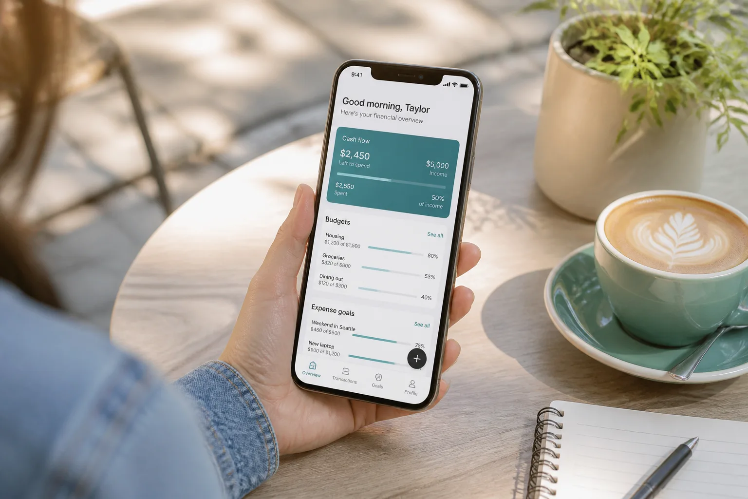 Personal Finance inspired fintech app preview